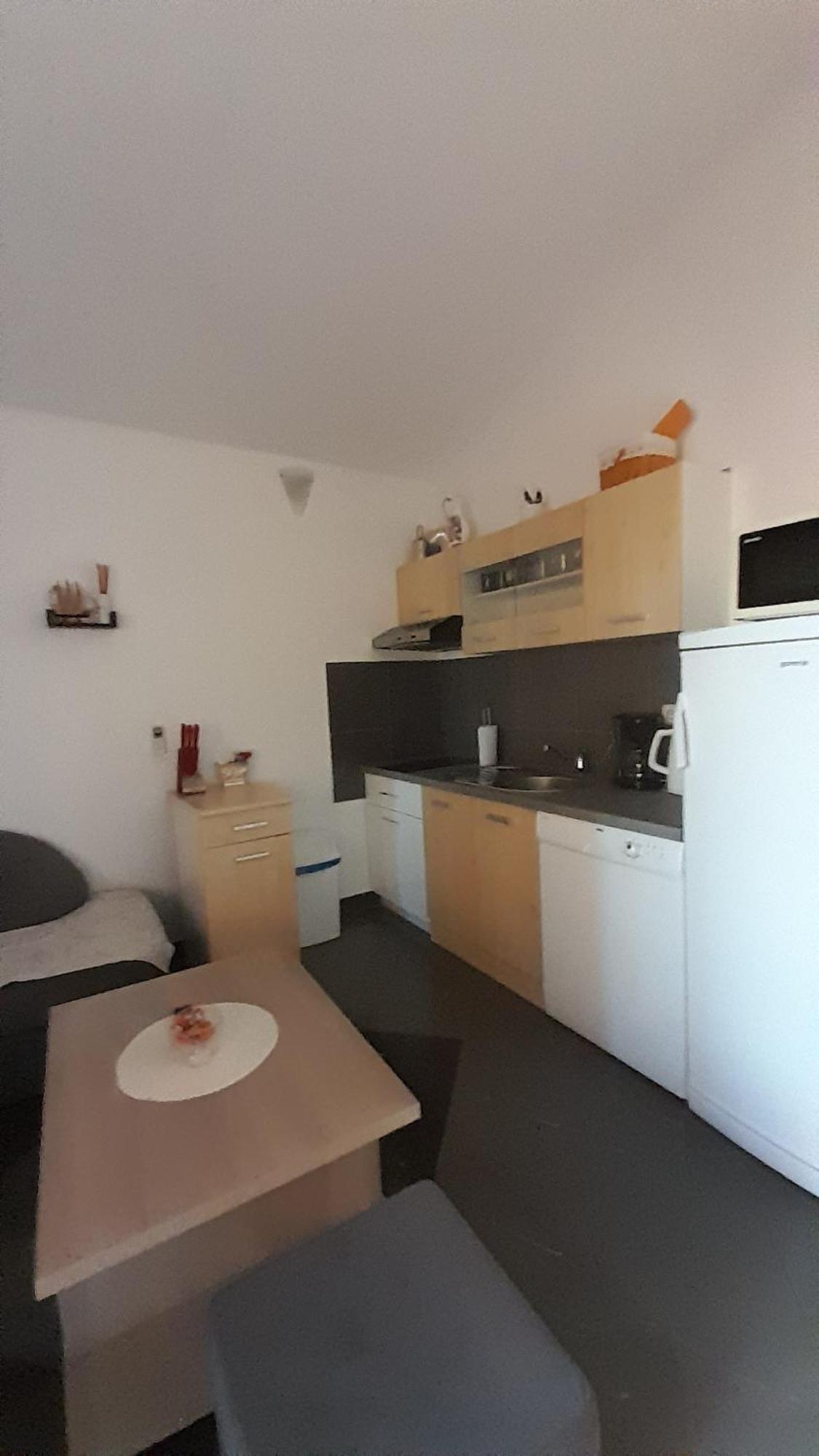 Apartmani Ivankovic Karlobag Rum bild