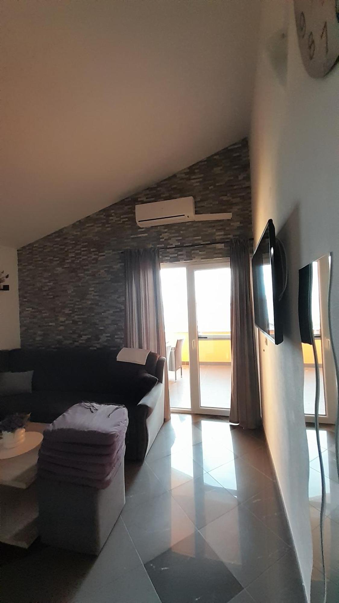 Apartmani Ivankovic Karlobag Rum bild